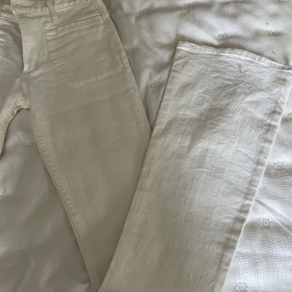 Woman's White High-rise Theory Ecru Bellbottom Jeans, Size 24 - Picture 2 of 4